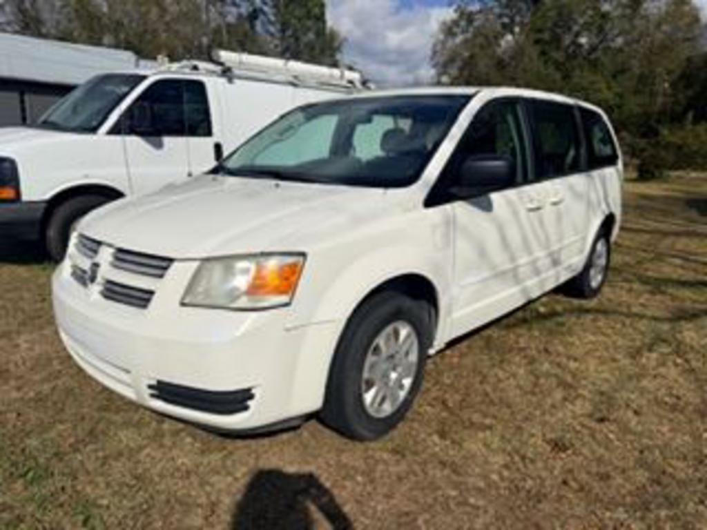 2010 Dodge Grand Caravan SE's photo